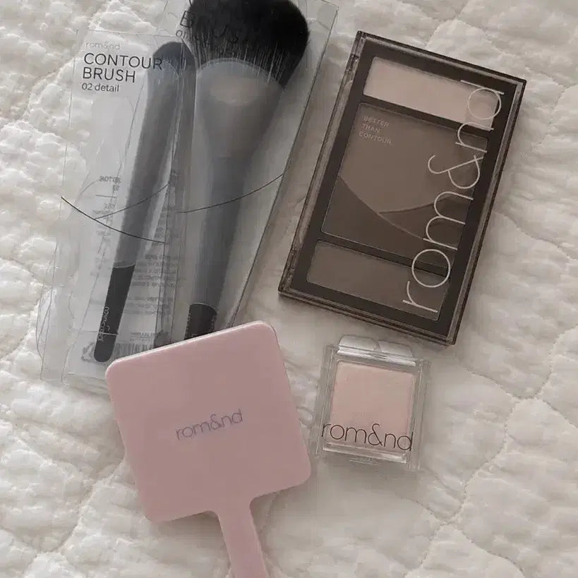 [BUNJANG] Rom&nd Shading, Mini Mirror, Brush, Warm Blumer Bundle Set / [미개봉] 롬앤 쉐딩 + 미니 손거울 + 브러쉬 + 웜 블류머