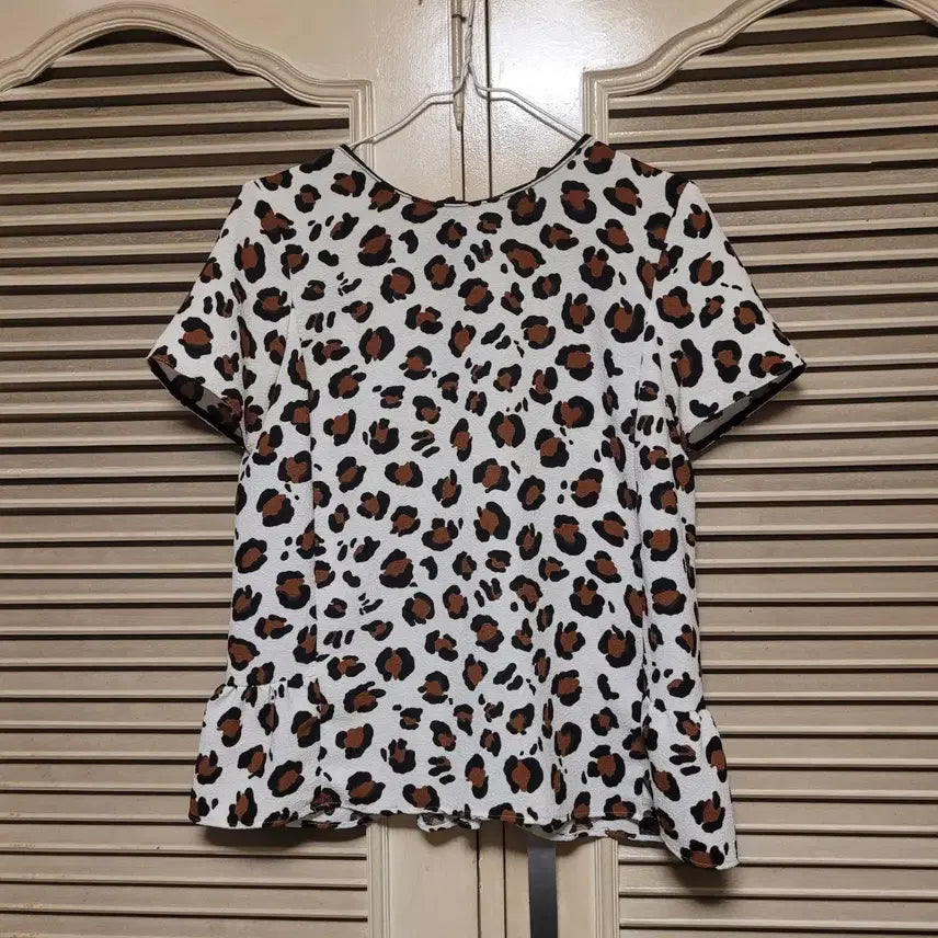 [BUNJANG] Zara Leopard Print Women's Blouse / 자라 호피 무늬 여성 블라우스