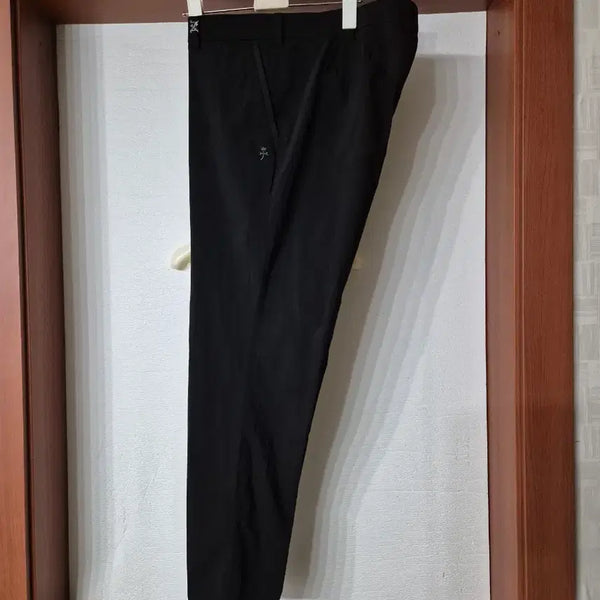 [BUNJANG] Castelbajac Men's Black Slacks Summer Thin Spandex Fabric / 까스텔바작 블랙 슬랙스 남성 여름용 얇은소재 스판소재