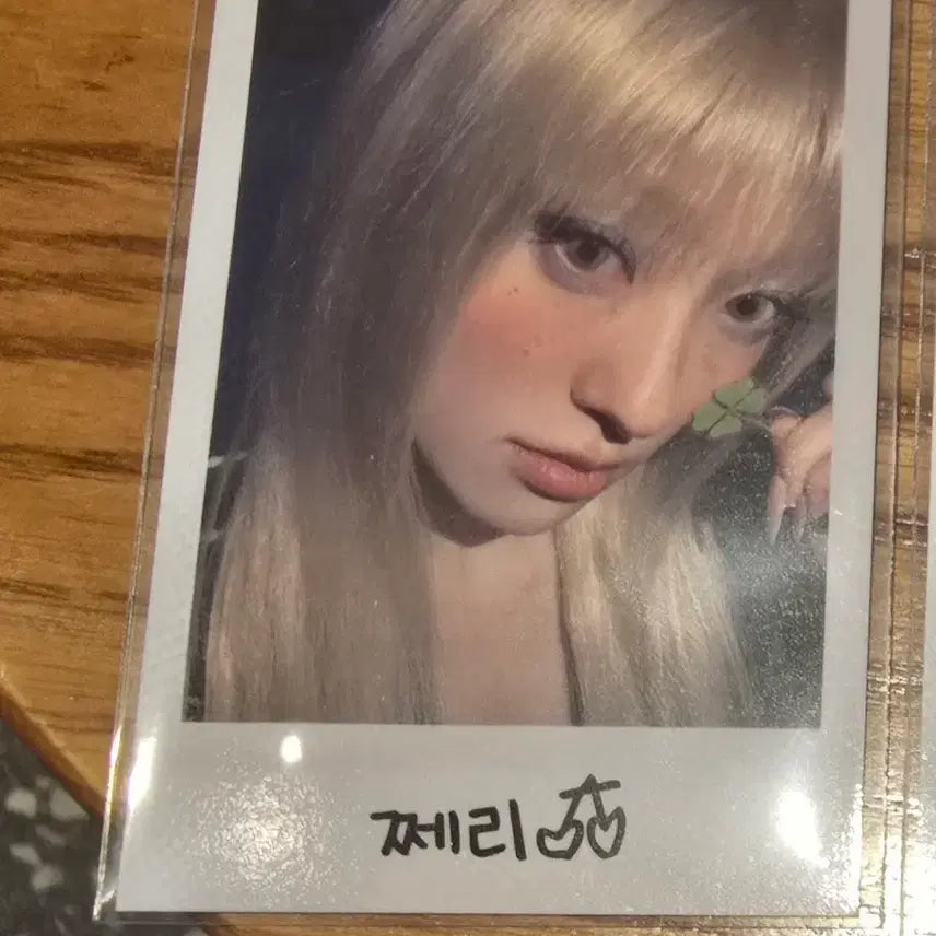 [BUNJANG] Artemis Workshop Polaroid Photocard / 아르테미스 공방 폴라포카 양도