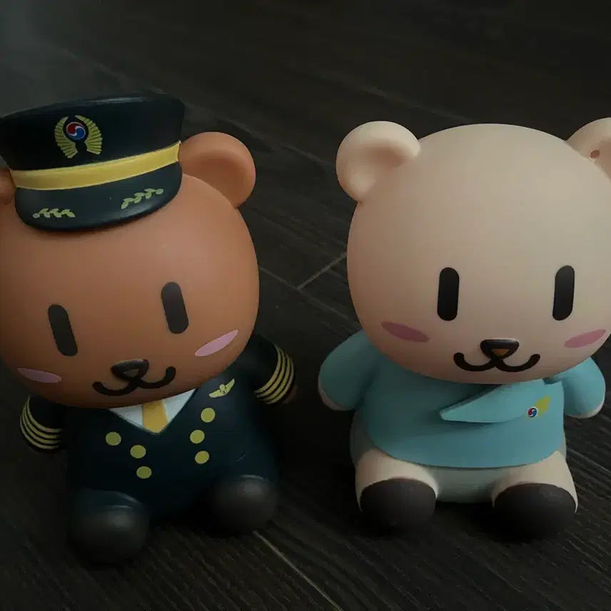 [BUNJANG] Korean Air Teddy Bear Pilot and Flight Attendant Doll Set / 대한항공 테디베어 파일럿/승무원 인형 2개 세트
