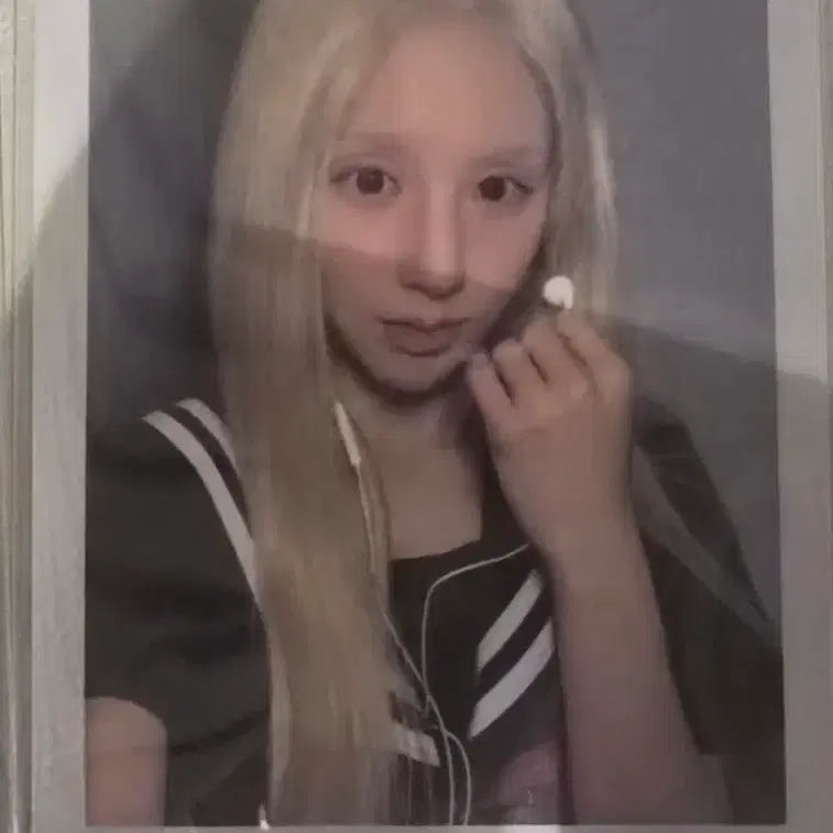 [BUNJANG] Artemis Studio Polaroid Photocard / 아르테미스 공방 폴라포카 양도