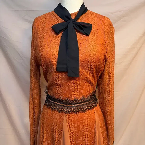[BUNJANG] Classic Orange Lace Midi Dress - Size M / 클래식 오렌지색 레이스 시그루 원피스 m