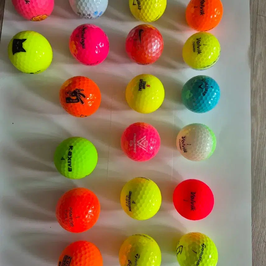 [BUNJANG] Assorted Brand Golf Balls Set - 20 pcs / 다양한 브랜드 골프공 세트 20개