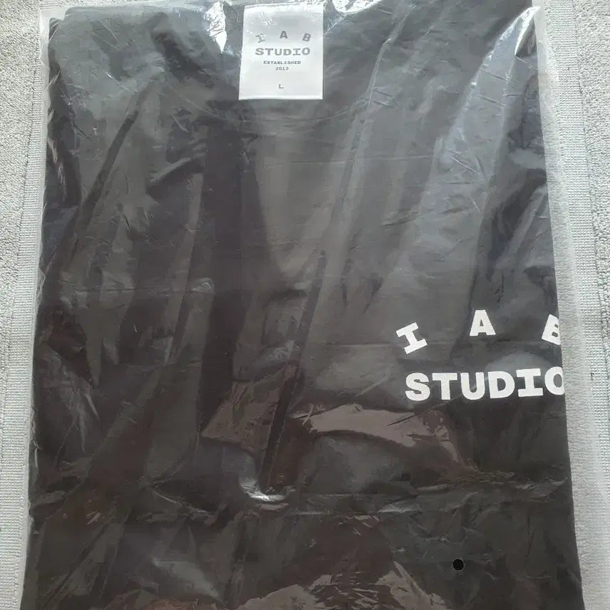 [BUNJANG] IAB STUDIO Logo T-Shirt / IAB STUDIO 반팔 티셔츠 L 사이즈