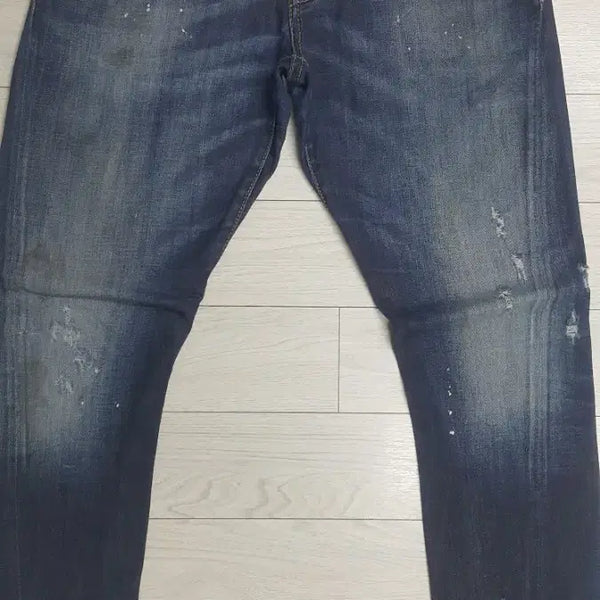 [BUNJANG] Dsquared2 Sexy Twist Slim Fit Stretch Denim Jeans 32" (Model No. S74LA0655) / 디스퀘어드2 스판 섹시트위스트 얇은데님 32인치 486번