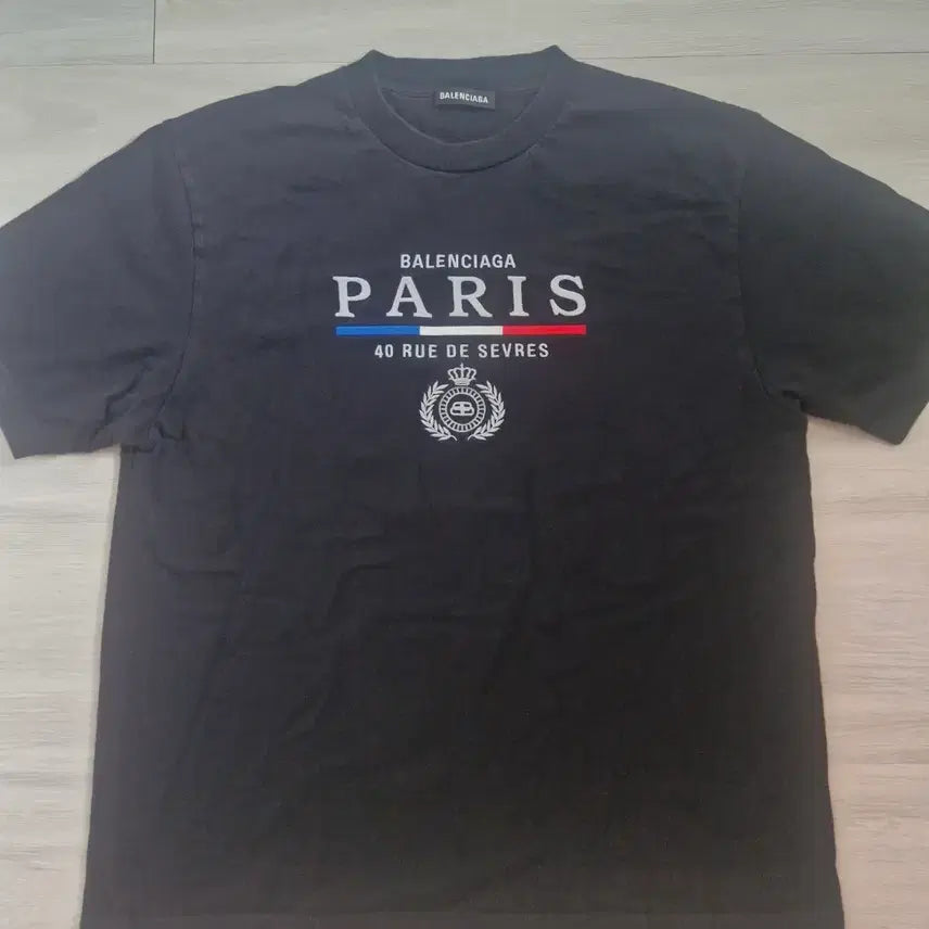 [BUNJANG] Balenciaga Paris Embroidered Logo T-Shirt / [정품] 발렌시아가 PARIS 자수로고 반팔티(S)
