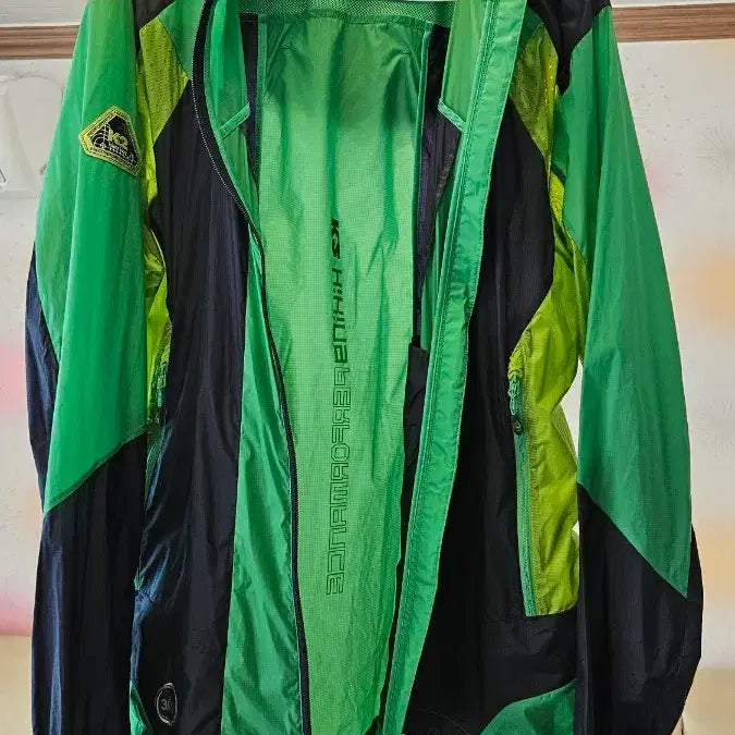 [BUNJANG] K2 Men's Lightweight Windbreaker Jacket / K2 남성용 바람막이