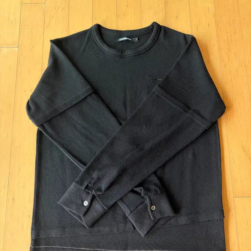 [BUNJANG] Hatching Room Layer Cuff T-Shirt Black (S) / 해칭룸 레이어 커프 티셔츠 블랙 (s)