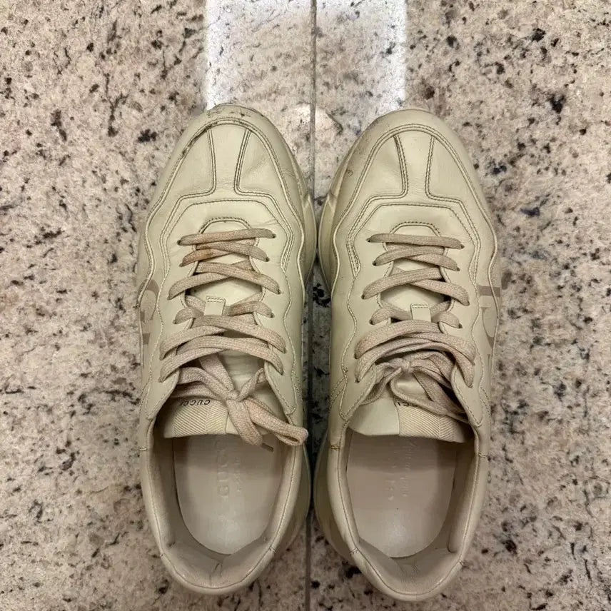[BUNJANG] Gucci Rhyton Sneakers Size 9 / 구찌 라이톤 스니커즈 9사이즈