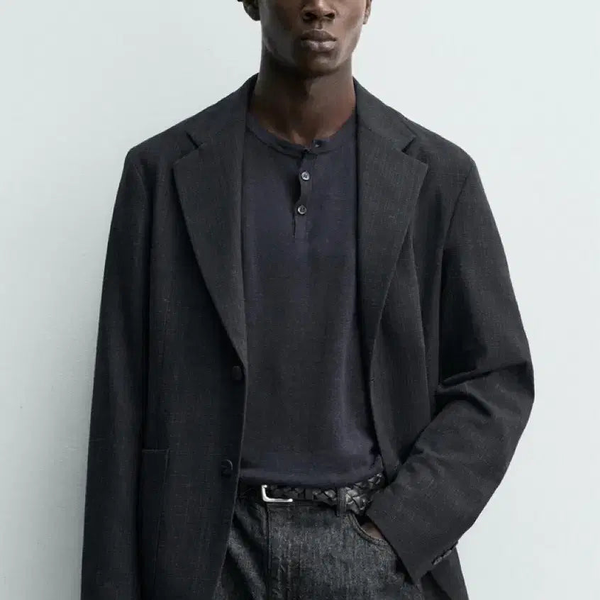[BUNJANG] Zara Relaxed Fit Structured Blazer Navy / 95] 자라 릴렉스핏 스트럭처 블레이저 네이비 (정가 189900원)