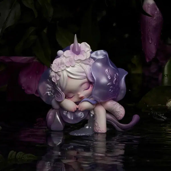 [BUNJANG] Skull Panda The Budding Fable Figure / 당일발송) 스컬판다 꽃잎의4막 budding fable