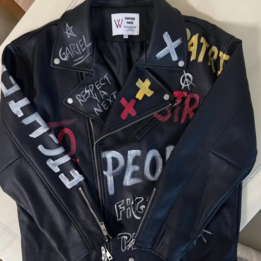 [BUNJANG] Graffiti Leather Rider Jacket / 그래피티 레더 라이더 자켓