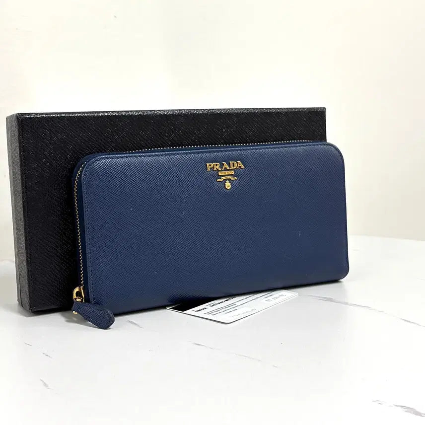 [BUNJANG] Prada Saffiano Leather Zip Around Long Wallet / 프라다 사피아노 지퍼 장지갑 (1M0506)