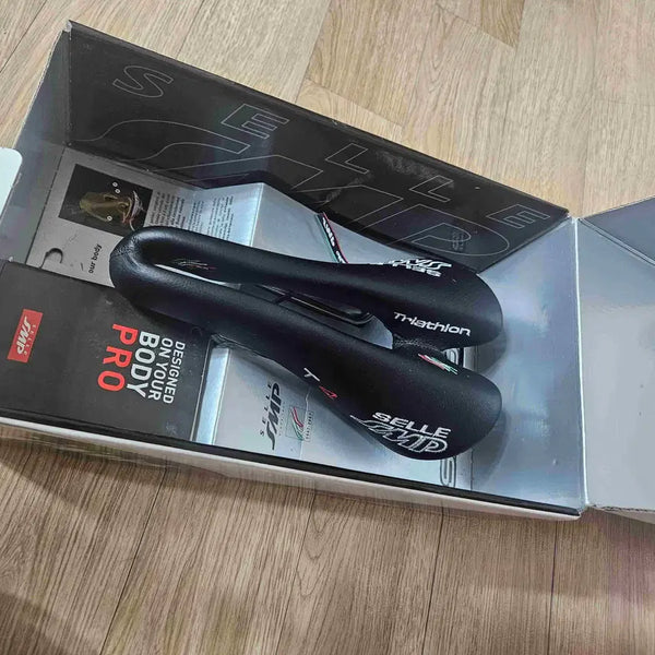 [BUNJANG] Selle SMP T4 Saddle for Road/Triathlon / SMP 고급안장 저렴하게 판매