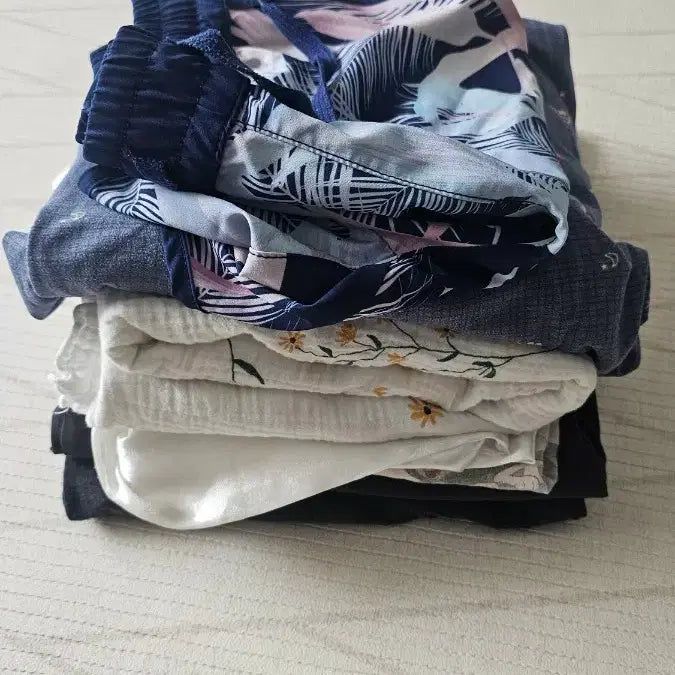[BUNJANG] Women's 7-Piece Loungewear Set / 티3장+잠옷 3개+반바지1개