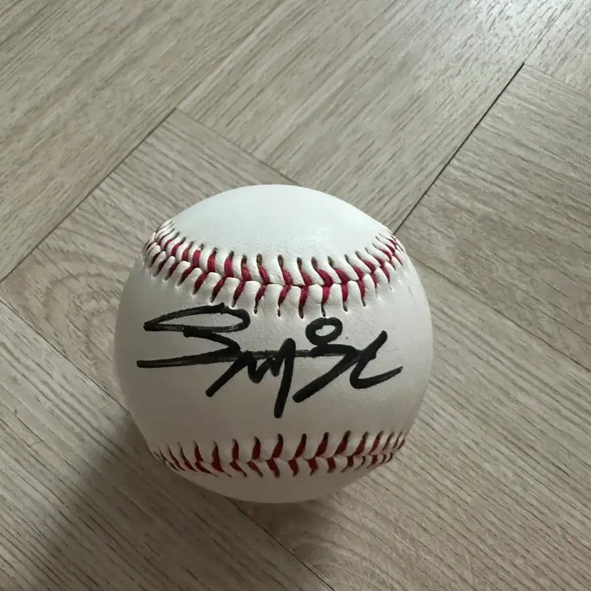 [BUNJANG] Hanwha Eagles Oh Jae-won & Noh Si-hwan Autographed Baseball / 한화이글스 오재원 노시환 싸인볼 싸게 판매합니다