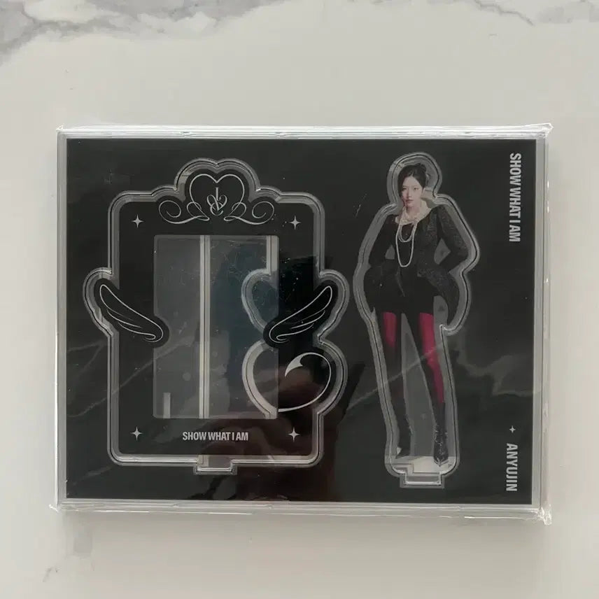 [BUNJANG] IVE Yujin Acrylic Photo Stand Set Sealed / [당일배송] 아이브 콘서트 엠디 안유진 아크릴 포토 스탠드 세트 미개봉 양도