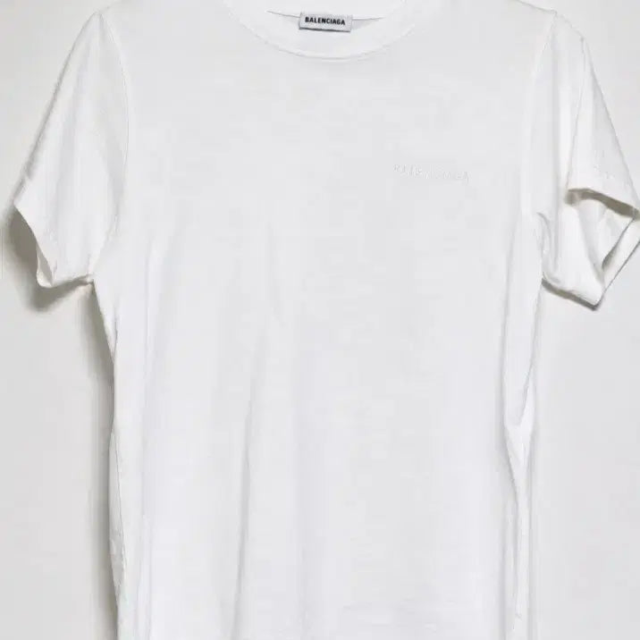 [BUNJANG] Balenciaga White Embroidered Logo Short Sleeve T-shirt Women's S / [정품, 백화점판] 발렌시아가 화이트 자수로고 반팔티
