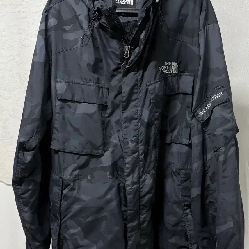 [BUNJANG] The North Face Camouflage Windbreaker Jacket XXL / 노스페이스 카모플라쥬 바람막이 자켓