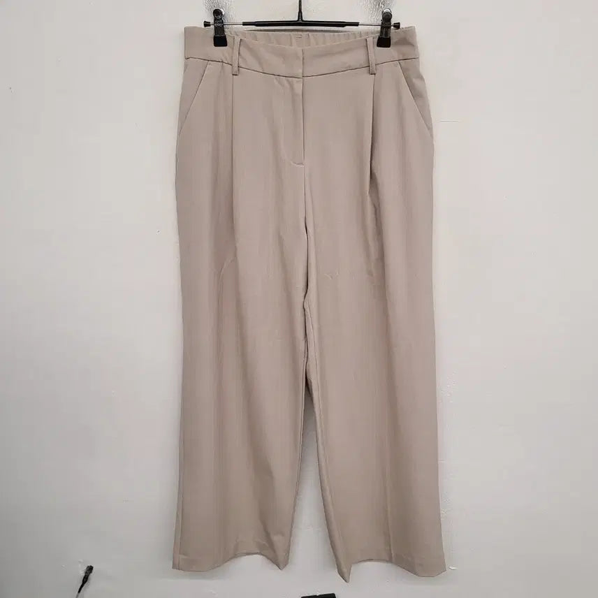 [BUNJANG] Laurel Women's Size 77 Back Banding Slacks / [여성77 size] 라우렐 뒷밴딩 슬랙스