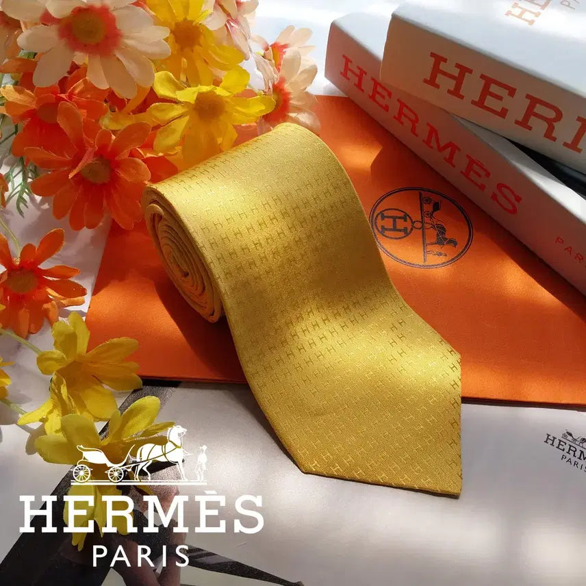 [BUNJANG] Hermes Silk Yellow H Jacquard Logo Necktie 9.7cm / 에르메스 실크 옐로우 H 자카드 로고 넥타이 9.7cm A+등급 K3385