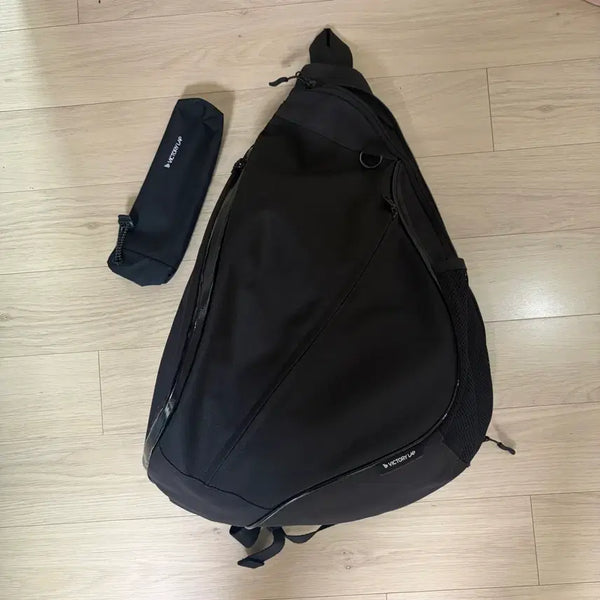 [BUNJANG] Victory Lab One Shoulder Racquet Bag Tennis Sling Bag / 빅토리랩 원숄더 라켓백 테니스 슬링백