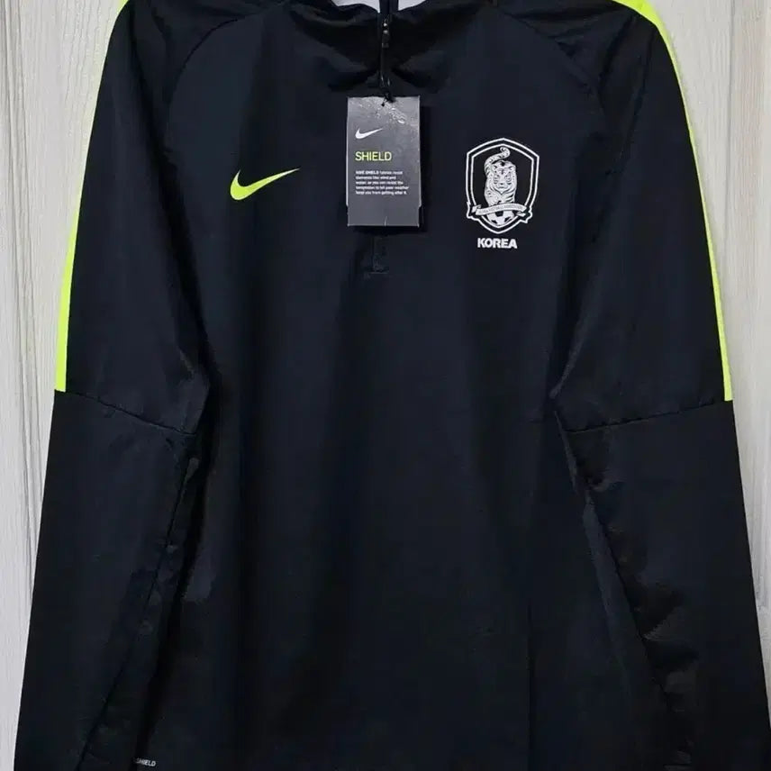 [BUNJANG] South Korea National Team Shield Top (2018-2020) - M (95) / 18-20 국대 쉴드탑 M 95 사이즈 판매