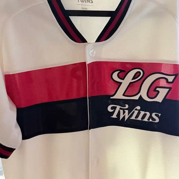 [BUNJANG] LG Twins Hong Chang-gi Autographed Retro Baseball Jersey (Size M) / 엘지트윈스 lg 홍창기 친필싸인 레트로 유니폼