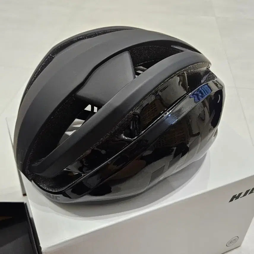 [BUNJANG] HJC IBEX 2.0 Bicycle Helmet Black L / 홍진 아이벡스 2.0 자전거 헬멧 블랙 색상 L사이즈 특A급 중고