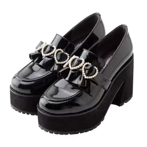 [BUNJANG] Dimeluv Patent Heart Platform Pumps 11cm / 디마럽 통굽 펌프스힐 유광 하트 로퍼 양도 판매 11cm ㅅㅊㅇ 리즈리사 시허니 셋업