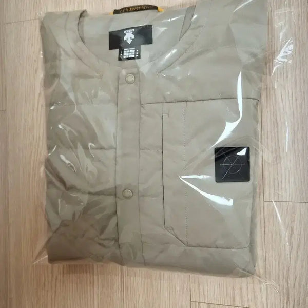 [BUNJANG] Descente Dualis Down Lightweight Padding Jacket / 데상트 듀얼리스 덕다운 경량패딩