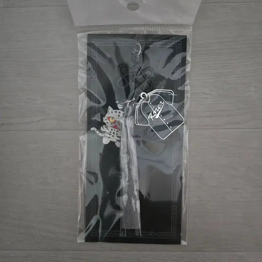 [BUNJANG] KBO MUDZ Magpie Tiger Knot Keychain / kbo 국중박 뮷즈 까치 호랑이 매듭 키링