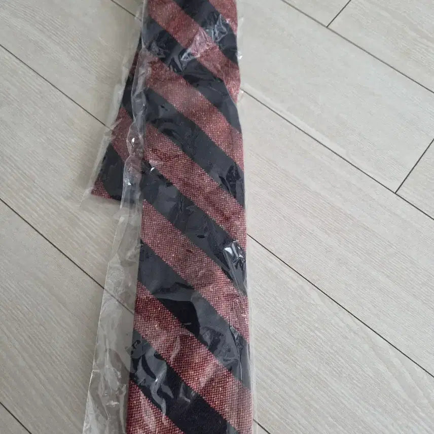 [BUNJANG] Breuer Stripe Necktie / 정가19만원 브로이어 breuer 스트라이프 넥타이(새상품)