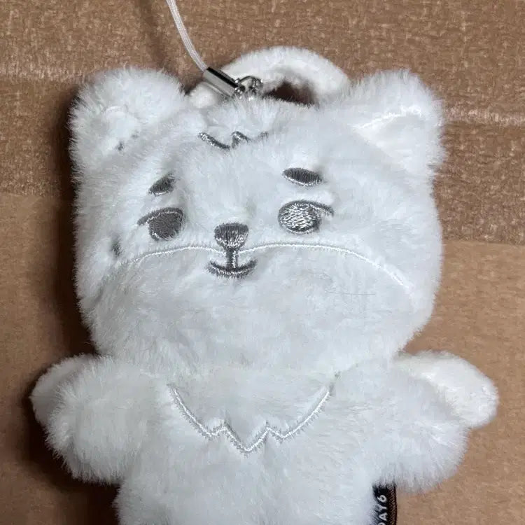 [BUNJANG] DAY6 Young K Youngest Keyring Angel Keyring (Pre-Merch) / 데이식스 영케이 영기스트 키링 천사 케 (쁘멀)