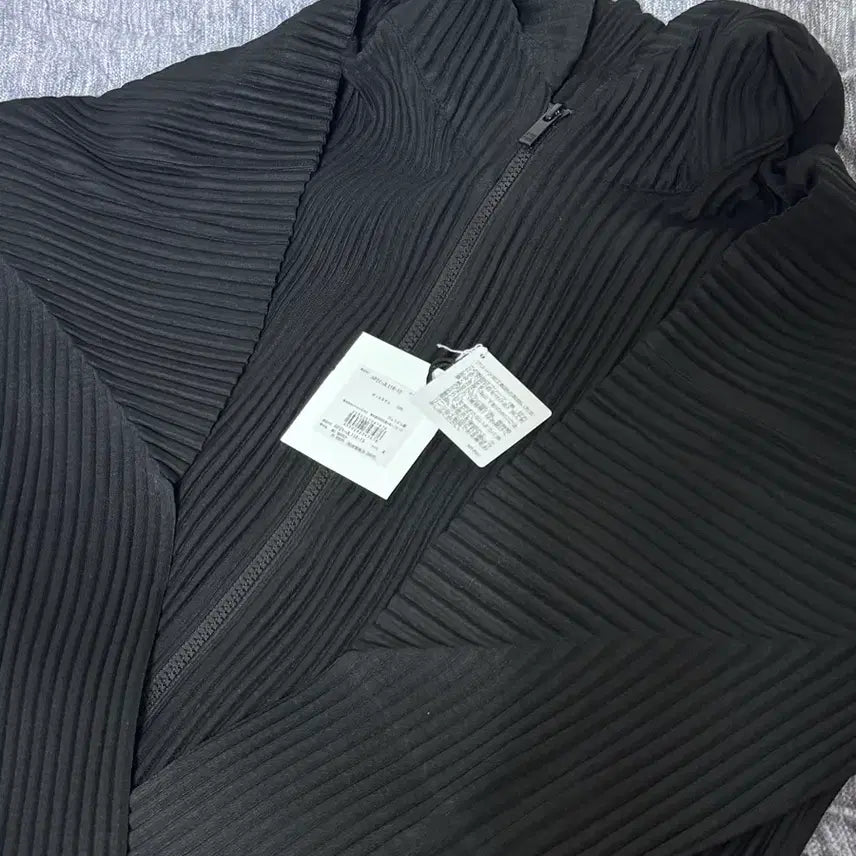 [BUNJANG] Issey Miyake Homme Plissé Zip-Up Hoodie JL116 / [4] 이세이미야케 옴므플리세 후드집업 JL116