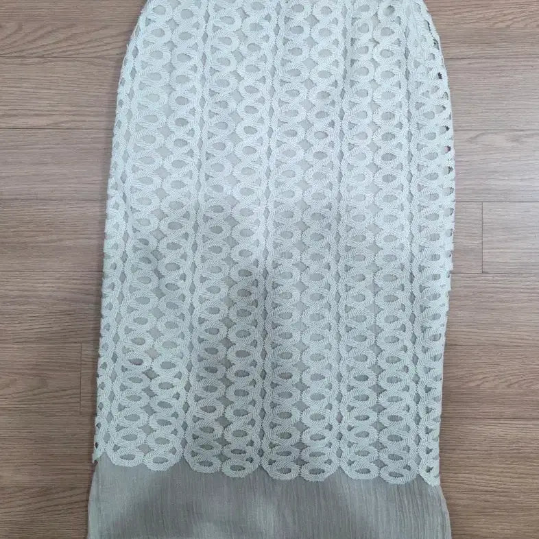 [BUNJANG] GUILTFREE Lace Skirt Beige Size S / 길트프리(GUILTFREE) 레이스 스커트 베이지 사이즈S