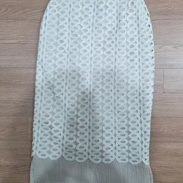 [BUNJANG] GUILTFREE Lace Skirt Beige Size S / 길트프리(GUILTFREE) 레이스 스커트 베이지 사이즈S