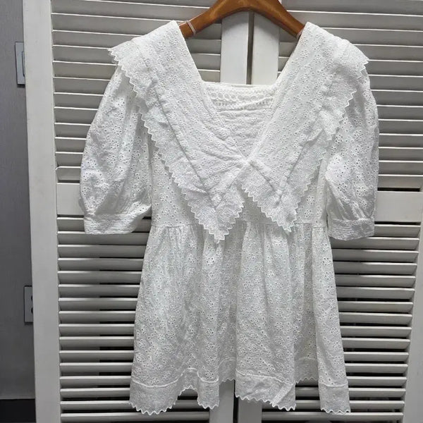 [BUNJANG] Punching Blouse / 펀칭 블라우스