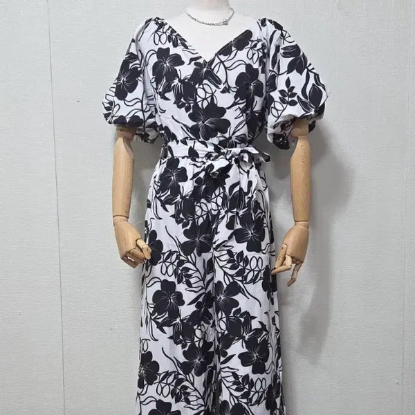 [BUNJANG] Black Flower Pattern Wide Jumpsuit / 블랙 플라워 패턴 와이드 점프수트