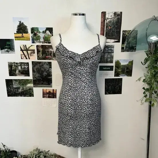 [BUNJANG] Loose Lakes Leopard Sleeveless Mini Dress / 루즈레이크 looselakes 호피 레오파드 슬리브리스 나시 원피스