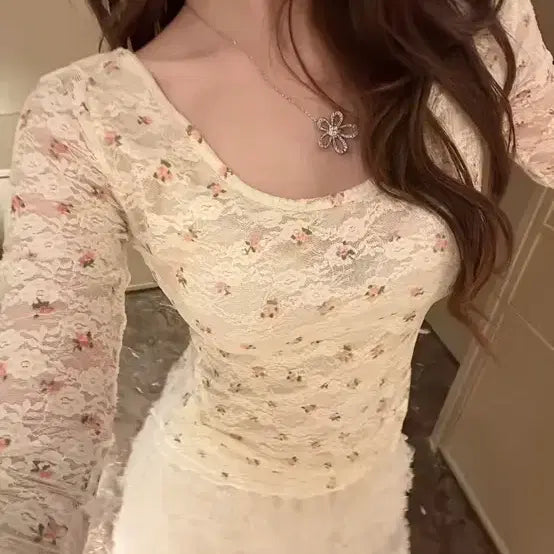 [BUNJANG] Floral Lace Blouse / 플로럴 레이스 블라우스