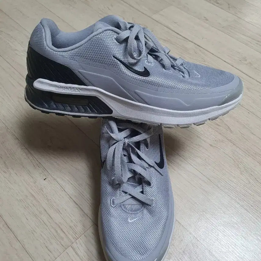 [BUNJANG] Nike Air Max Sneakers Size 280 / 280 나이키 에어맥스 운동화 스니커즈 280사이즈 새것느낌