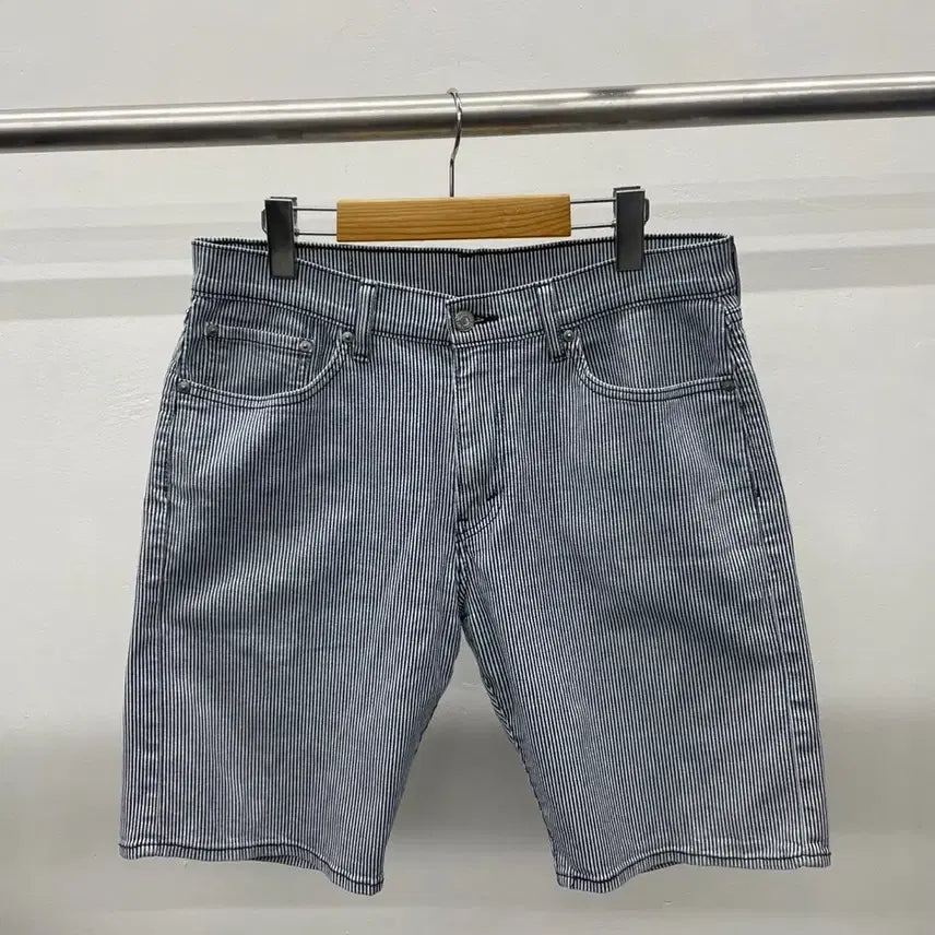 [BUNJANG] Levi's 32 Inch Stretch Denim Shorts / 32인치)리바이스 스판 반바지