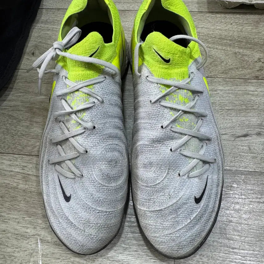 [BUNJANG] Nike Phantom GX2 Pro TF Soccer Cleats (245mm/250mm) / 나이키 팬텀 GX2 프로 TF 245 | 250 착용감 | 상태좋음 | 풋살화