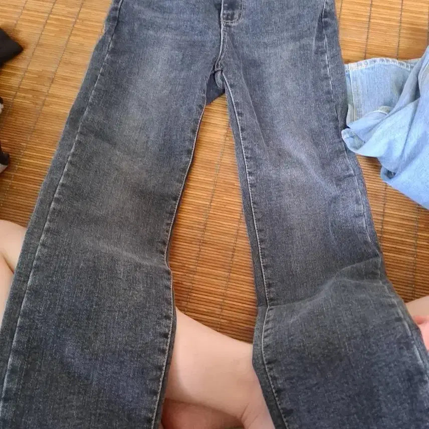 [BUNJANG] Women's Dark Wash Denim Jeans / 청바지 팝니다.