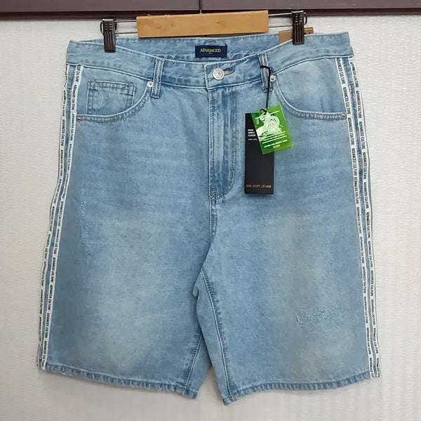 [BUNJANG] Men's Distressed Light Indigo Denim Shorts (Size 32) / 새옷 청반바지32 구제 남성 여름 데님 반바지 디스트로이드