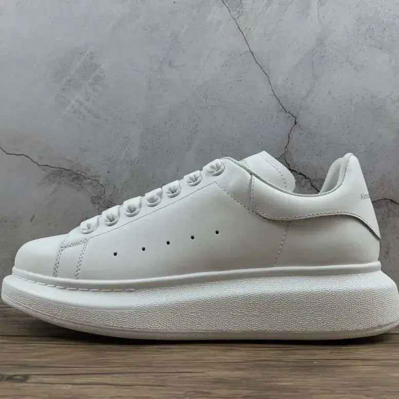 [BUNJANG] Alexander McQueen Men's Leather Oversized Sneakers (US 9.5, EU 42D) - Unused / 알렉산더 맥퀸 42D (미사용)