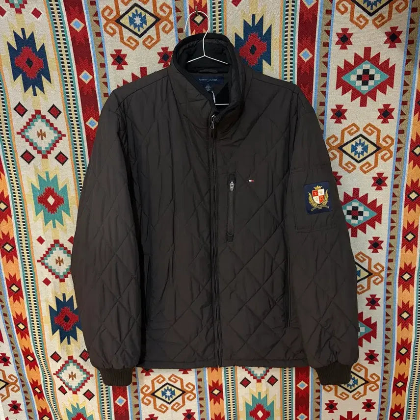 [BUNJANG] Tommy Hilfiger Men's Logo Patch Lightweight Quilted Puffer Jacket / 타미힐피거 남성 로고 와펜 퀼팅 경량패딩 점퍼 M