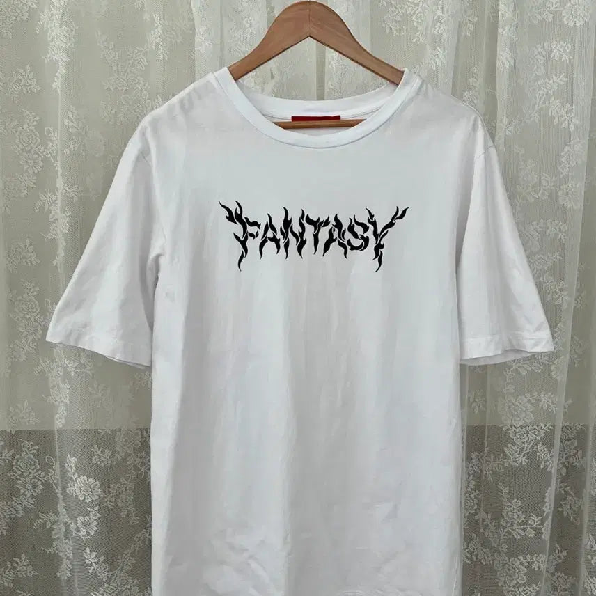 [BUNJANG] KUSIKOHC Graphic T-Shirt White / M) 쿠시코크 KUSIKOHC 반팔 티셔츠 화이트